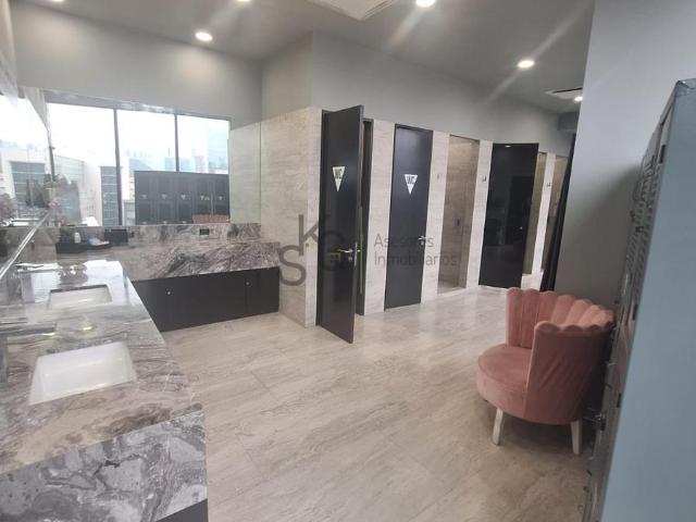 Local Comercial en Renta | Sky Lobby ? Centtral Interlomas, Interlomas