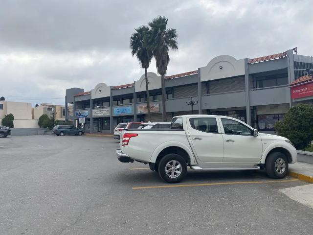 Local comercial en renta Plaza Comercial la Fuente