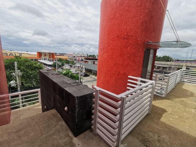 Local Comercial en Renta | Plaza Yamaha Playa del Carmen| Con 4 Oficinas y Sala de Juntas