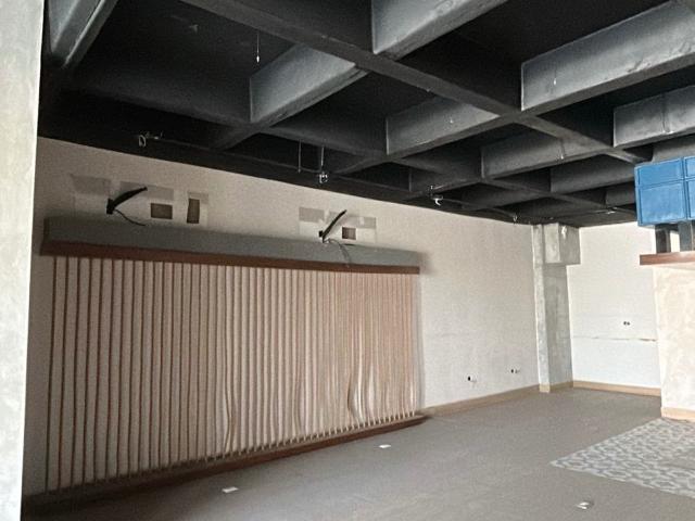 LOCAL COMERCIAL EN RENTA, VALLE PONIENTE, SANTA CATARINA, N.L
