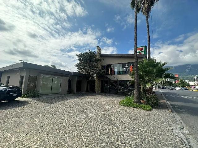 LOCAL COMERCIAL EN RENTA ZONA DEL VALLE