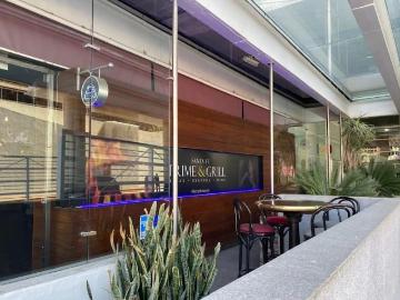 Local comercial en traspaso en Santa Fe