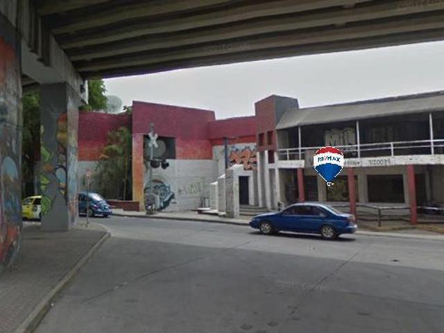 Local comercial en venta. 4