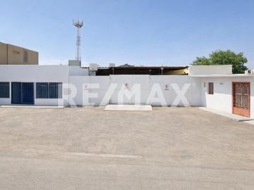 LOCAL COMERCIAL EN VENTA EN AV. INSURGENTES ENTRE LAGO DE PATZCUARO Y AV. DEL CHARRO IDEAL PARA TALLER AUTOMOTRIZ