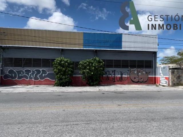 LOCAL COMERCIAL EN VENTA EN AV. PUERTO JUAREZ EN CANCUN QROO. CLV24