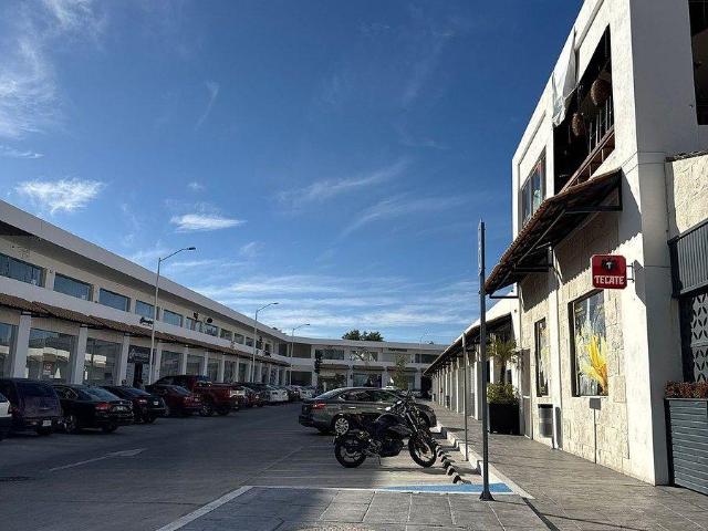 LOCAL COMERCIAL EN VENTA EN PLAZA LA CANTERA