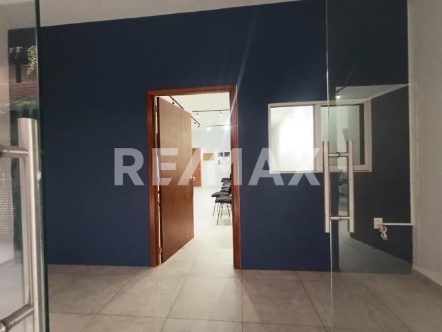 LOCAL COMERCIAL EN VENTA EN PLAZA PASEO, SANTA LUCIA DEL CAMINO OAXACA