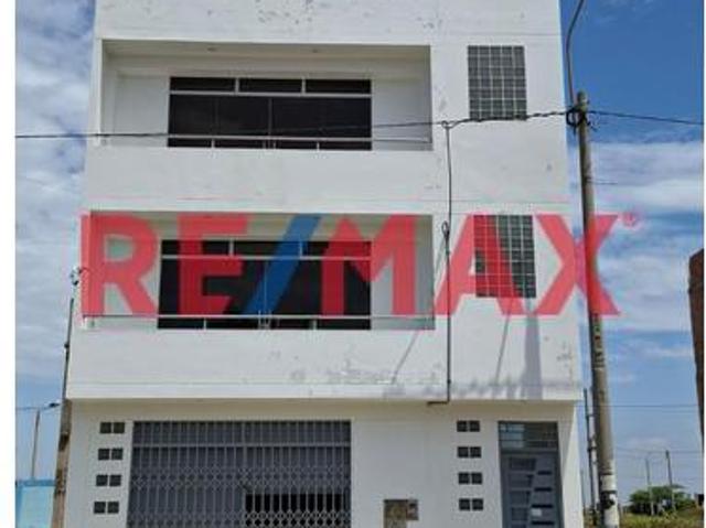 Local Comercial En Venta En Urb. La Ensenada 3Ra Etapa Pimentel