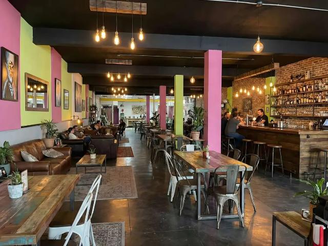 LOCAL COMERCIAL EN VENTA PARA RESTAURANTE/BAR EN EL CENTRO DE TORREON