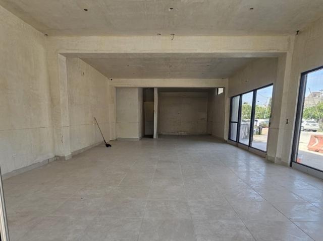 Local comercial nuevo en Blvd. Diagonal Reforma, Torreón, Coah