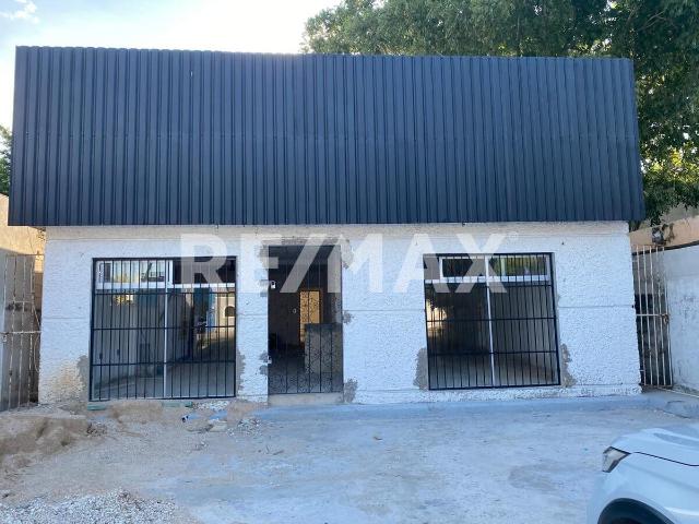Local comercial sobre avenida