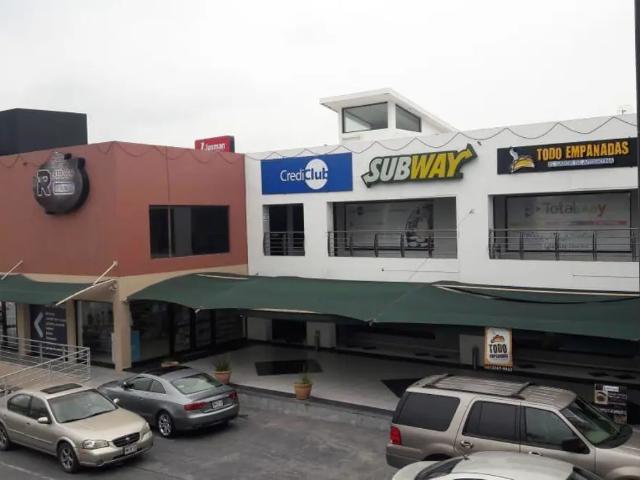 LOCAL COMERCIAL PLAZA COLIBRI AV REVOLUCION Y CHAPULTEPEC