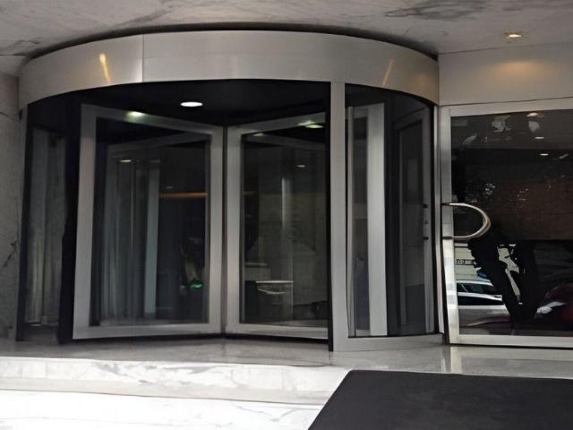 Local Comercial Renta Revoluci?n 429 m2 PB