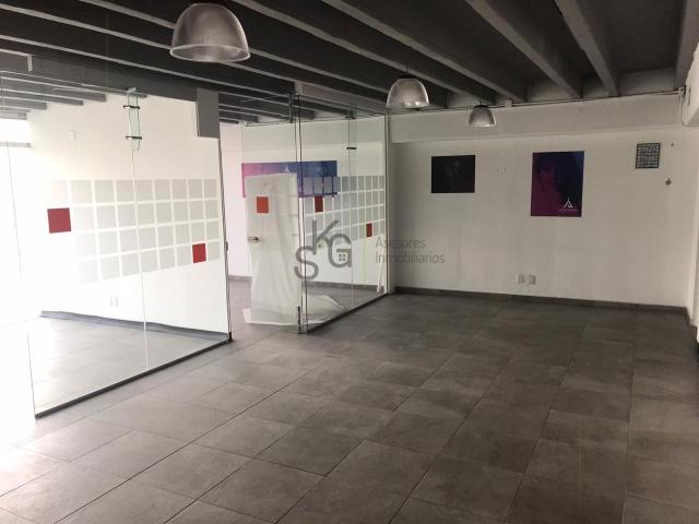 Local Comercial u Oficina en Renta sobre Jes?s del Monte, Interlomas