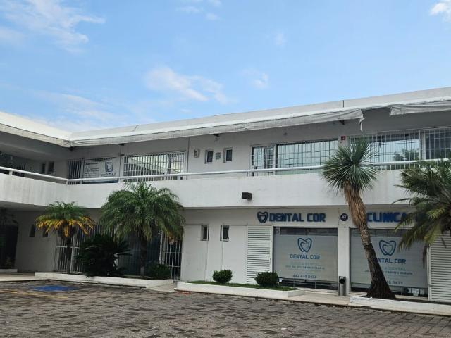 LOCAL COMERCIAL VENTA PLAZA MODENA RESIDENCIAL ITALIA QUERETARO