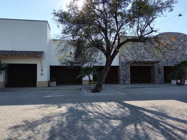 LOCAL COMERCIAL VICENTE VALTIERRA LEON GUANAJUATO