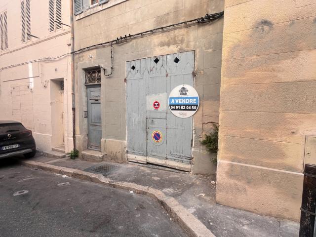 Local commercial Marseille 13002, 28 m2, RDC
