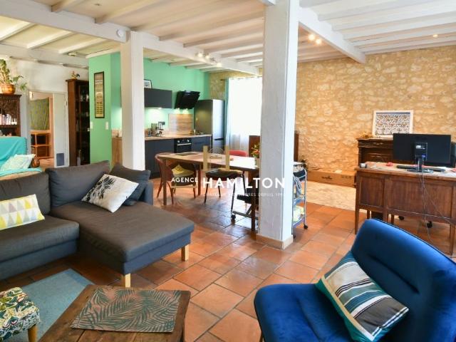 Local Commercial Avec Logement Attenant Et Sous Sol Amenage 224m² Gaillac
