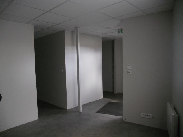 LOCAL COMMERCIAL A LOUER MILLY LA FORET