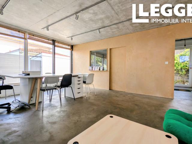 Local à aménager de 43m² à Floirac