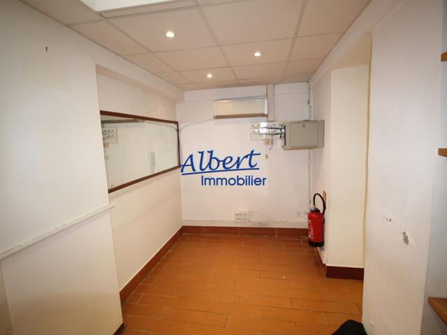 Local commercial La Seyne Sur Mer 50.97 m2 51m² La Seyne sur Mer