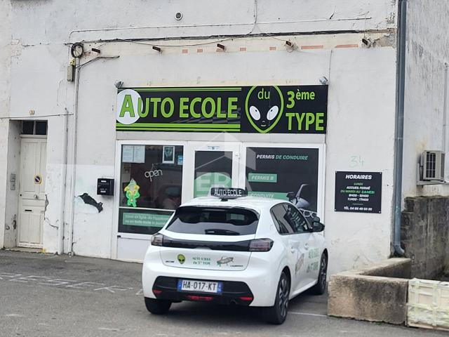 Local commercial vente des murs Sisteron, très bonne visi. 50m² Sisteron