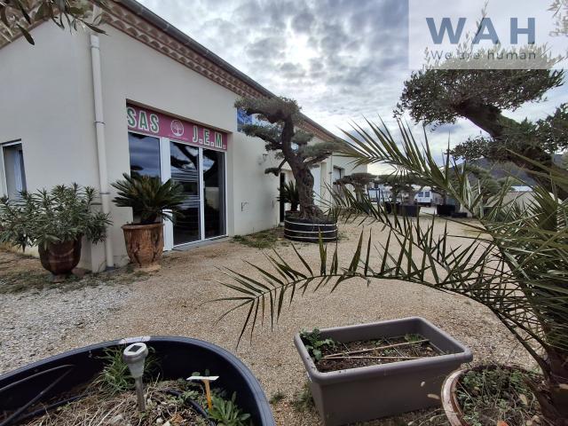 Local commercial 240m2 Sauve