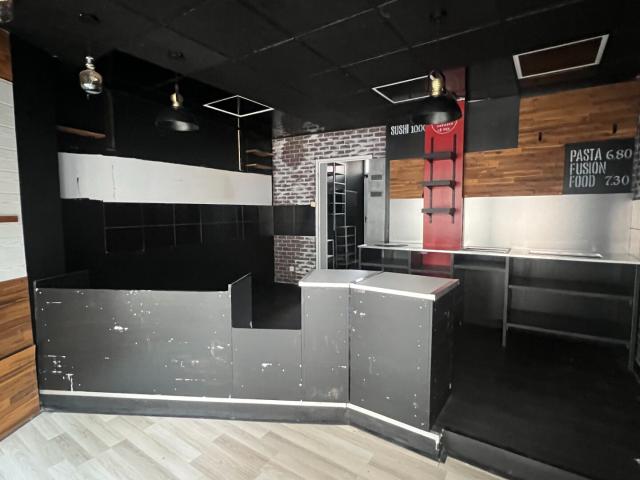 LOCAL COMMERCIAL 25 M²