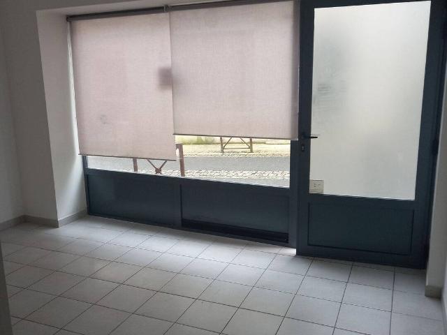 local commercial/bureau