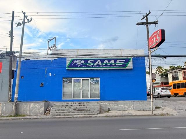 Local con Bodega en Renta. Av Juarez Guadalupe