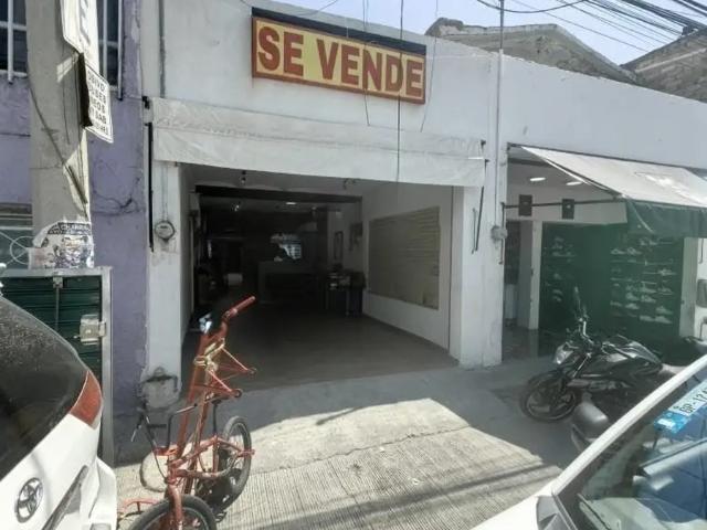 Local con bodega en venta en el coecillo