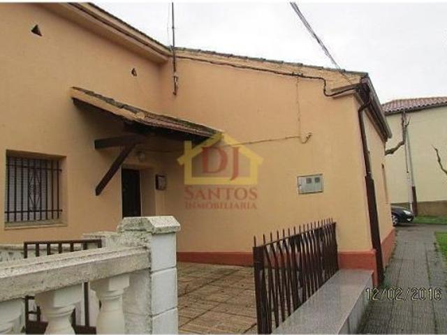 Local de 60m2 con posibilidad de unir local anexo de 100m2 en pleno Paseo de