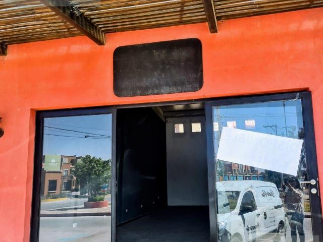 Local Disponible 45m2 en Plaza Las Magnolias zona alta de San Miguel