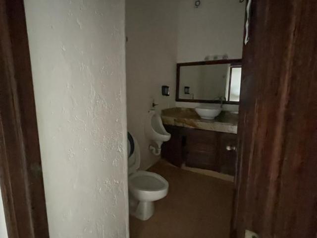 OFICINAS / LOCAL COMERCIAL EN VENTA EN CANC?N SM 15 | PLAZA SAN ?NGEL INN 272.48 M?