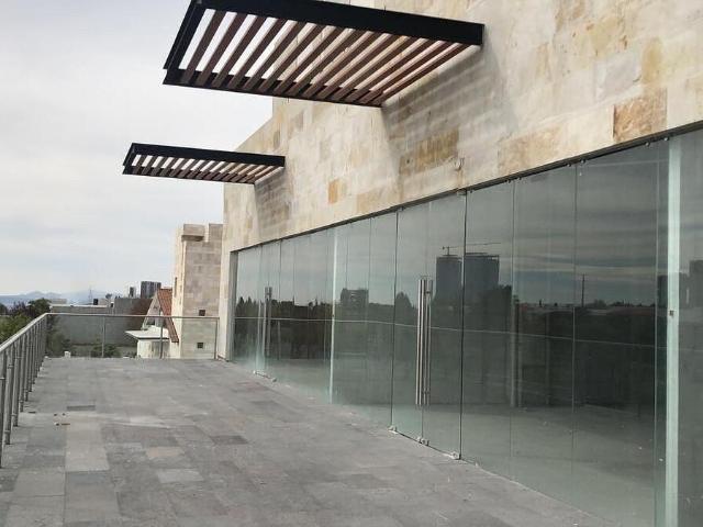 Local en Venta y Renta en El Campanario