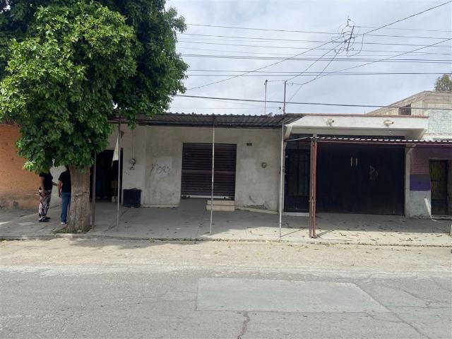 Local en Venta acreditado se traspasa con artículos incluidos