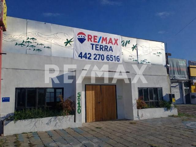 Local en Venta Bernardo Quintana Querétaro con Terraza