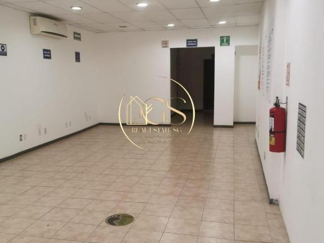 LOCAL EN VENTA CALLE FRANCISCO JUAREZ CELAYA