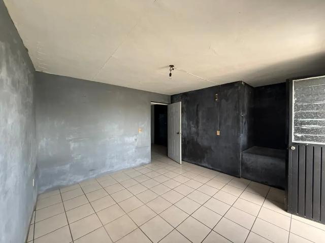 LOCAL EN VENTA CON DEPARTAMENTO AV LAS TORRES, ZAPOPAN