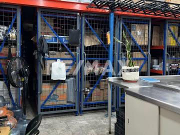 Local en Venta, Constituyentes