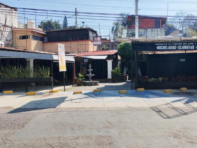 Local en venta dentro de Plaza Comercial en Cuernavaca Morelos