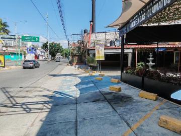 Local en venta dentro de Plaza Comercial en Cuernavaca Morelos