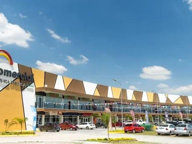 Local en venta operando en Multicomercial Apodaca