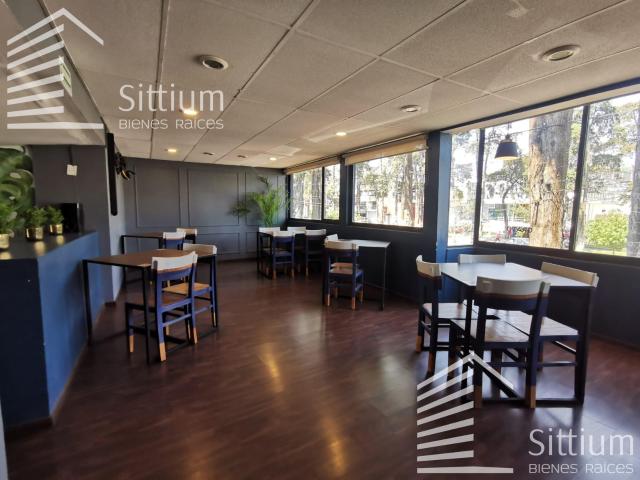 Local en Venta Paseo Col?n 240m2