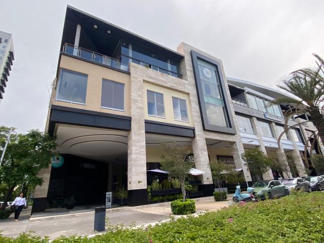 LOCAL EN VENTA PLAZA SINFONIA, LOMAS DE ANGELOPOLIS