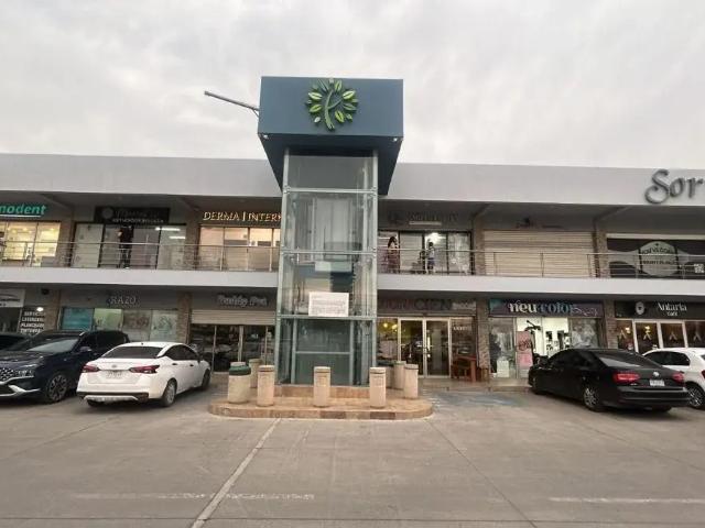 Local en Venta Plaza Sorrento Camino Real a Colima