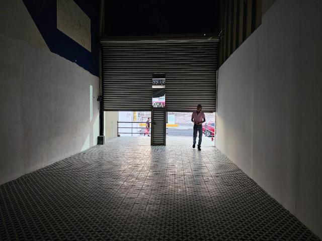 Local en Av De La Luz