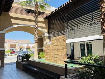 Local en Av. Ejercito Nacional