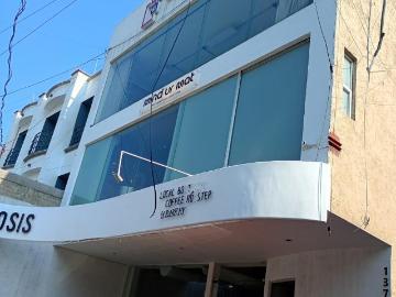 Edificio Comercial Bosques de las Lomas