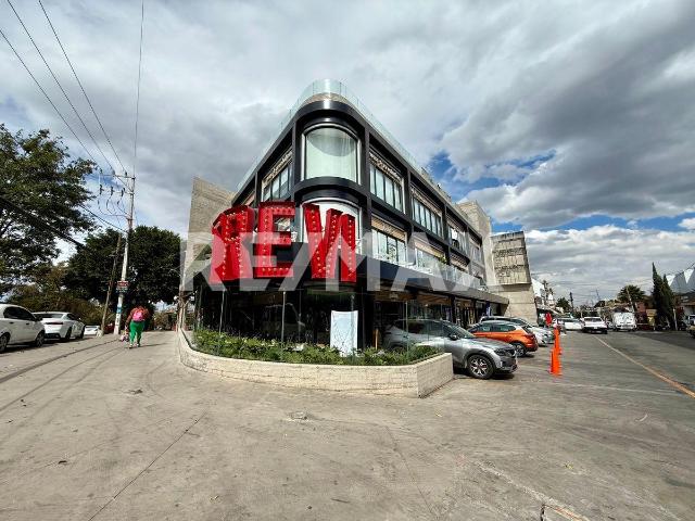 LOCAL EN CENTRO COMERCIAL EN RENTA EN TECAMACHALCO